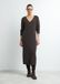 comma - Vrouwen Oversized gebreide jurk van een wolmix - Lange mouw - V-hals - Kuithoogte - Effen - Donkerbruin - Maat 38