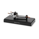 Stihl Accessoires Stihl Model A Historische Kettinzaag | Verzamelmodel 1:12 - 4640350200