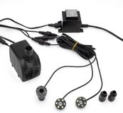 Forever Speed Fonteinpomp type SP3, 1500 l/u, ringenset met 3x witte leds voor bronstenen