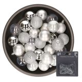Boules de Noël - 48x pièces - argent - 6 cm - plastique - avec crochets pour boules argent