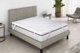 Couche supérieure confortable et viscoélastique pour un lit double