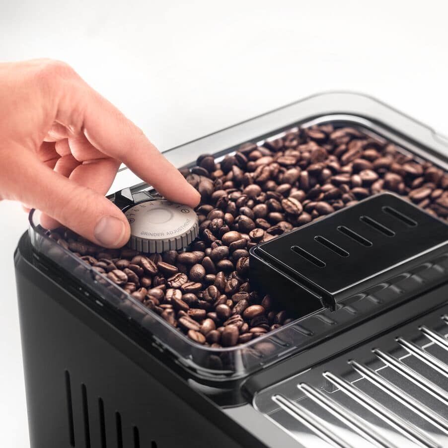 De'Longhi Eletta Explore ECAM450.65.S Volautomatische Espressomachine - Zilver