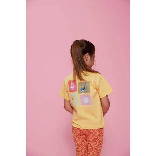 Jubel T-shirt met backprint Lazy Lagoon geel