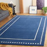 Safavieh Bella Collection BEL151A Handmade Light Blue and Ivory Premium Wool Area Rug Transctioneel. 5' x 8' marineblauw
