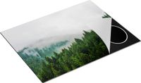Chefcare Inductie Beschermer Groen Bos met Bomen tijdens de Mist - 77x59 cm - Afdekplaat Inductie - Kookplaat Beschermer - Inductie Mat