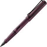 LAMY Safari Scarlet Vulpen | Ergonomische grip | Gepoetste stalen penpunt F | Robuuste ASA-kunststof behuizing | Inclusief blauwe LAMY T 10 inktpatroon | Rechtshandig
