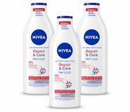 Nivea Repair & Care Bodylotion - 72 uur Hydratatie - Voor Zeer Droge Huid - 400 ml - Voordeelverpakking - 3 stuks