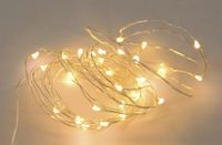 Led-lichtsnoer, warmwit, 2 m, flexibel en draagbaar ontwerp, werkt op batterijen, ideaal voor de decoratie van ruimtes met omgevingslicht.