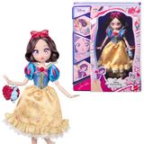 Mattel Disney Princess Sneeuwwitje Mangapop en accessoires