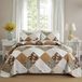 Merkloos Goodivery Elegante Bruine Bloemen Patchwork Sprei met Kussenslopen - 220 x 240 cm
