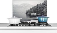 KitchenYeah Spatscherm keuken 70x50 cm - Winter - Dennenboom - Aluminium