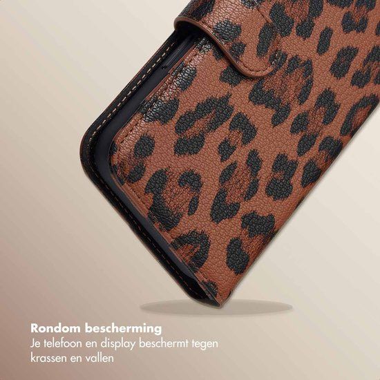 Selencia Hoesje - Geschikt voor Apple iPhone 14 / 13 - Sabi Bookcase met panterprint - Mocha Brown