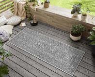 Northrugs Balkonkleed geometrisch - Cuadrado zwart/crème 70x300 cm