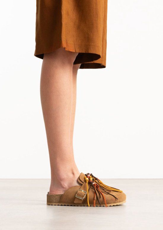 Sacha - Dames - Cognac suède clogs met franjes - Maat 36