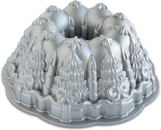 Nordic Ware Very Merry Bundt Cake Pan - Sparkling Silver - 25cm
