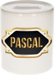 Bellatio Decorations Shoppartners Bv Spaarpot met voornaam Pascal - wit - met goud/zwart embleem - 8 x 9 cm - keramiek - met afsluitdop - cadeau verjaardag