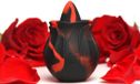 BLOOMGASM - Black Kiss Vibrateur de Rose - Rouge/Noir