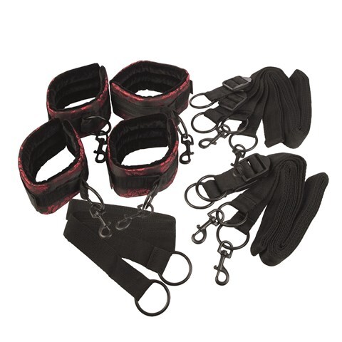 Scandal bed bondage set