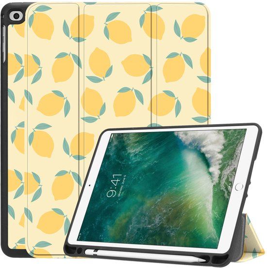 imoshion Tablet Hoes - Geschikt voor Apple iPad Air 2 (2014) / Air 1 (2013) / 6e generatie (2018) 9.7 inch / 5e generatie (2017) 9.7 inch - Design Trifold Bookcase - Citrus Dream