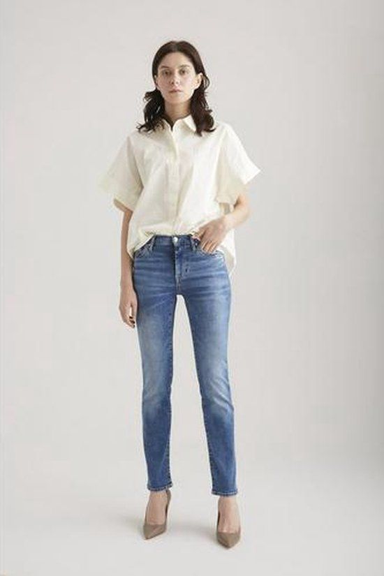 Cup of Joe Denim Hannah Med Blue W27 X L30 Jeans