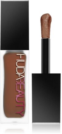 Huda Beauty Faux Filter
