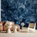 Ornements abstraits de feuilles victoriennes bleu foncé / Ornements abstraits bleu foncé denses papier peint photo