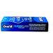 Oral B Superfloss Dental Floss, verwijdert tandplak en tandsteen, versterkt uiteinde of pluizig centrum voor krappe en brede ruimtes, voor het reinigen van beugels en apparaten, 4 x 50 voorgesneden