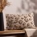 furn. Maeve Kussen met veren