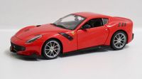 Bburago Ferrari F12tdf 2012-2016 1:24 Auto Rood Metaal