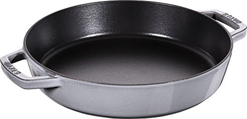 Staub Bratpfanne mit zwei Griffen, Induktionsgeeignet, Gusseisen, Graphitgrau, 26 cm, 33.6 x 26 x 5.5 cm, 1 Einheiten