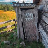 Close Holy Toy - Close All Doors