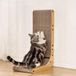 Planche griffoir en forme de L 68 cm pour chats - planche griffoir en carton mural avec balle interactive - carton durable pour protéger les meubles - bois clair, grand format