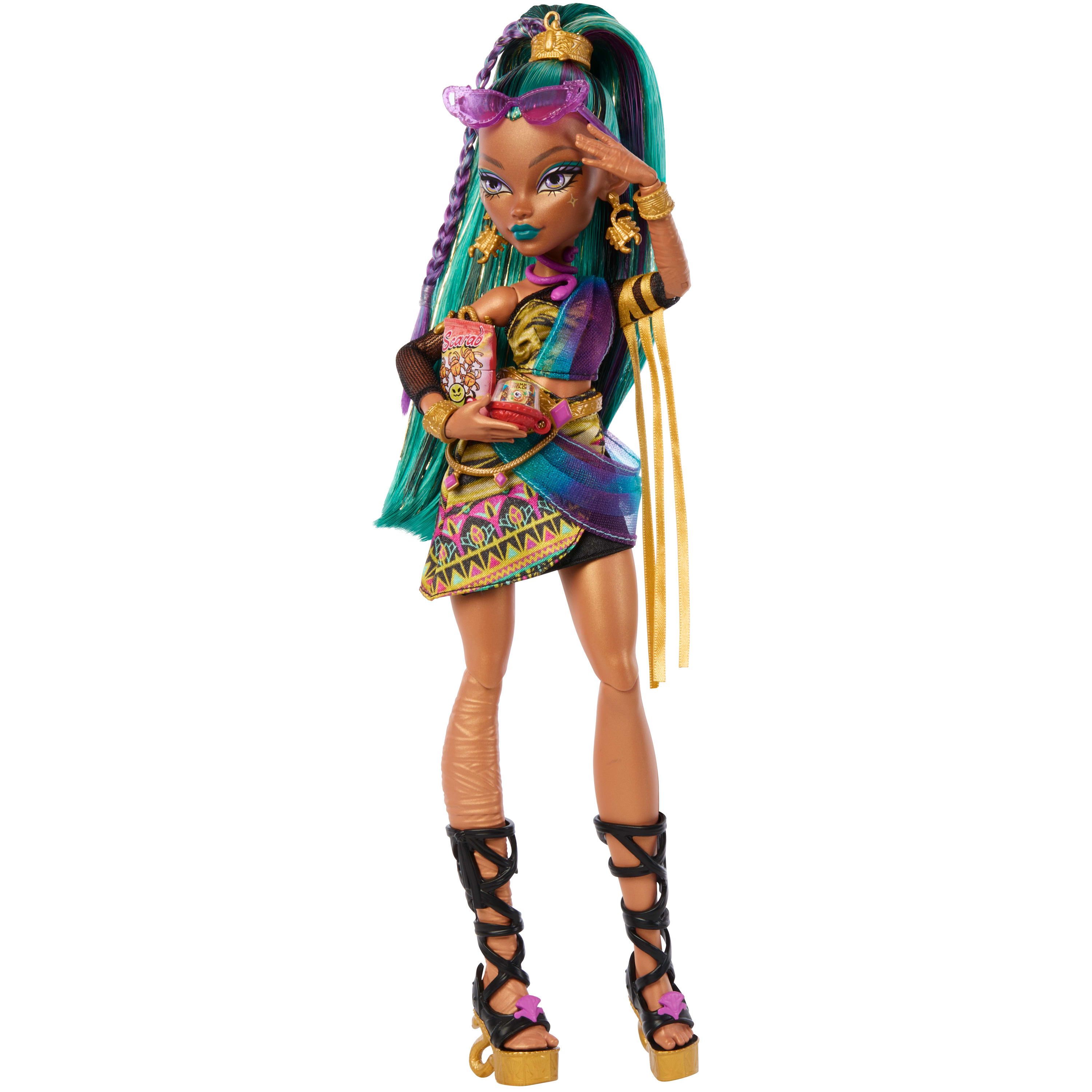 Monster High Nefera De Nile Pop met dierenvriendje, de scarabee Lavish, en 7 accessoires