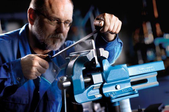 Heuer Bankschroef - Staal - 100 mm