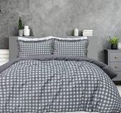 Sleepdown Gingham geruit, grijs, effen achterkant, zacht, onderhoudsvriendelijk, dekbedovertrek met ruches rand kussensloop - eenpersoonsbed (135 x 200 cm)