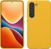 kwmobile telefoonhoesje geschikt voor Samsung Galaxy S23 - Hoesje met siliconen coating - Smartphone case in honinggeel