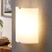 Lindby wandlamp Phil, wit, glas, hoogte 21 cm