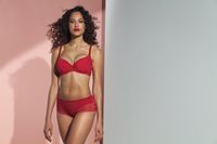 Dacapo Samba T-shirt BH met beugel en mousse cups, rood, maat 80D
