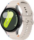 Strap-it Siliconen Wave bandje - Geschikt voor Samsung Galaxy Watch 7 (40 & 44mm) / Galaxy Watch 6 (Classic) / Galaxy Watch 5 (Pro) / Galaxy Watch 4 (Classic) - sterrenlicht