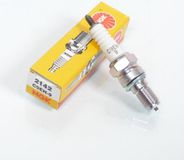 NGK Bougie d'allumage pour Moto Honda 600 CBF HORNET PC34 PC36 1998-2014 C9EH-9 / 2142