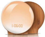 UPLY Lampe de réveil intelligente - Réveil avec charge USB, radio, 4 alarmes, WiFi et contrôle par application