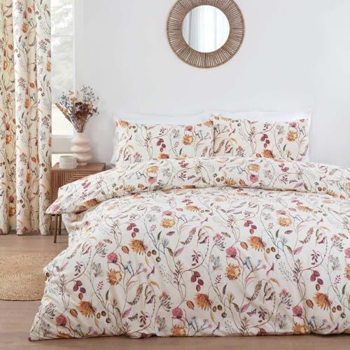 Prestigious Textiles Prestigious Textiles Sundour Grove Prachtige Bloemen & Vlinder Design Dekbedovertrek Set in Multi Colour op een Natuurlijke Achtergrond King Bed Grove