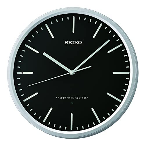 Seiko Wandklok kunststof zilver QHR027S