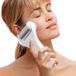 UNIQ Rouleau de glace pour le massage du visage et du corps, bleu