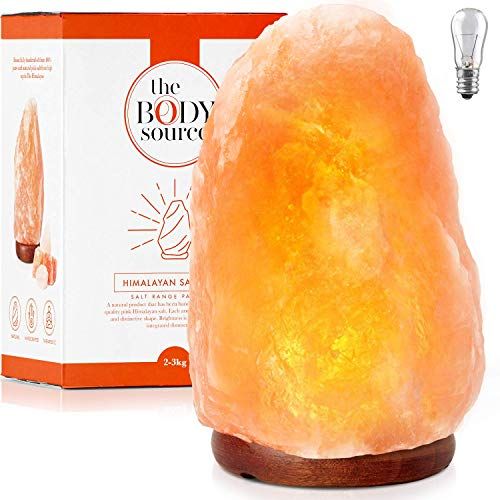 the body source Himalaya Zoutlamp met Dimmer - Puur Natuurproduct - Handgemaakt op Houten Standaard. Incl. 2 X 15 Watt Gloeilampen en Geschenkdoos