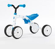 Chillafish Quadie, kindervoertuig / loopfiets, 4 wieler, Blauw