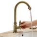 Merkloos Vintage Draaibare Wastafelkraan voor Badkamer
