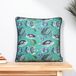 Wylder Abyss Fish Repeat Chenille Feather Rich gevuld kussen