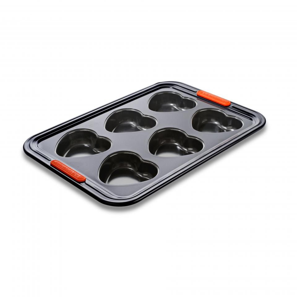 Le Creuset Pâtilis bakvorm voor 6 hartvormige muffins - 33 x 23 cm