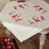 Vervaco Tafelkleed Kit Kerst Kerstkaboutertjes Borduurpakket 80 x 80 cm